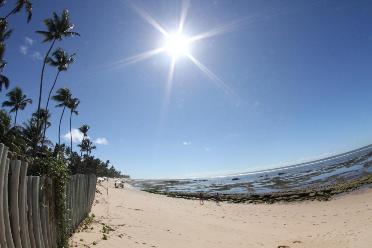 Apt na Praia do Forte em Condomínio frente mar! Exterior foto